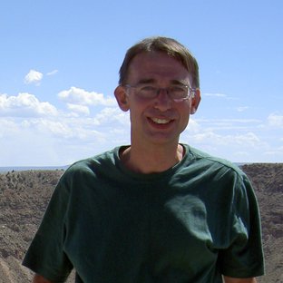 Dr Ken Amor