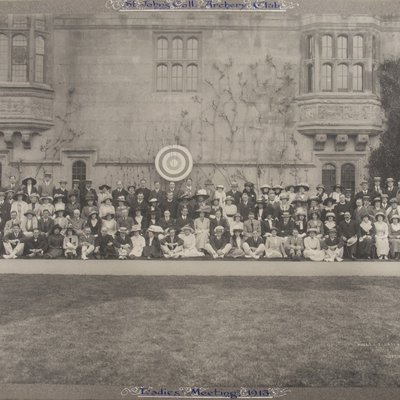 Archery Club's Ladies' Day 1913.jpg