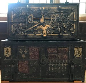 Image 49 (Founder&#39;s Chest 1 original).jpg