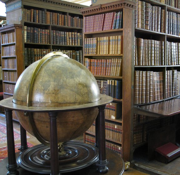 Old Library Globe 2016
