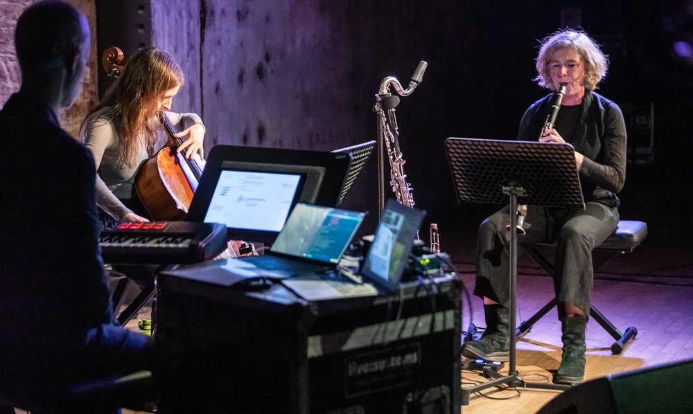 Plus_Minus_Knoop_Purton_Wright