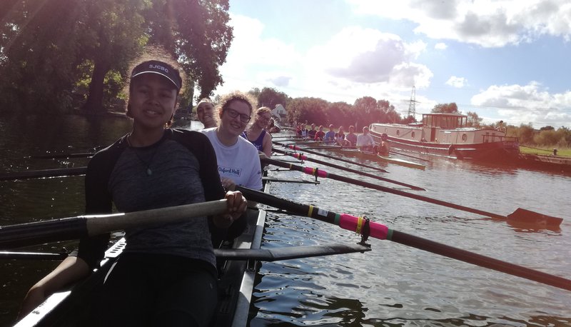 Women's rowing crew training 2016