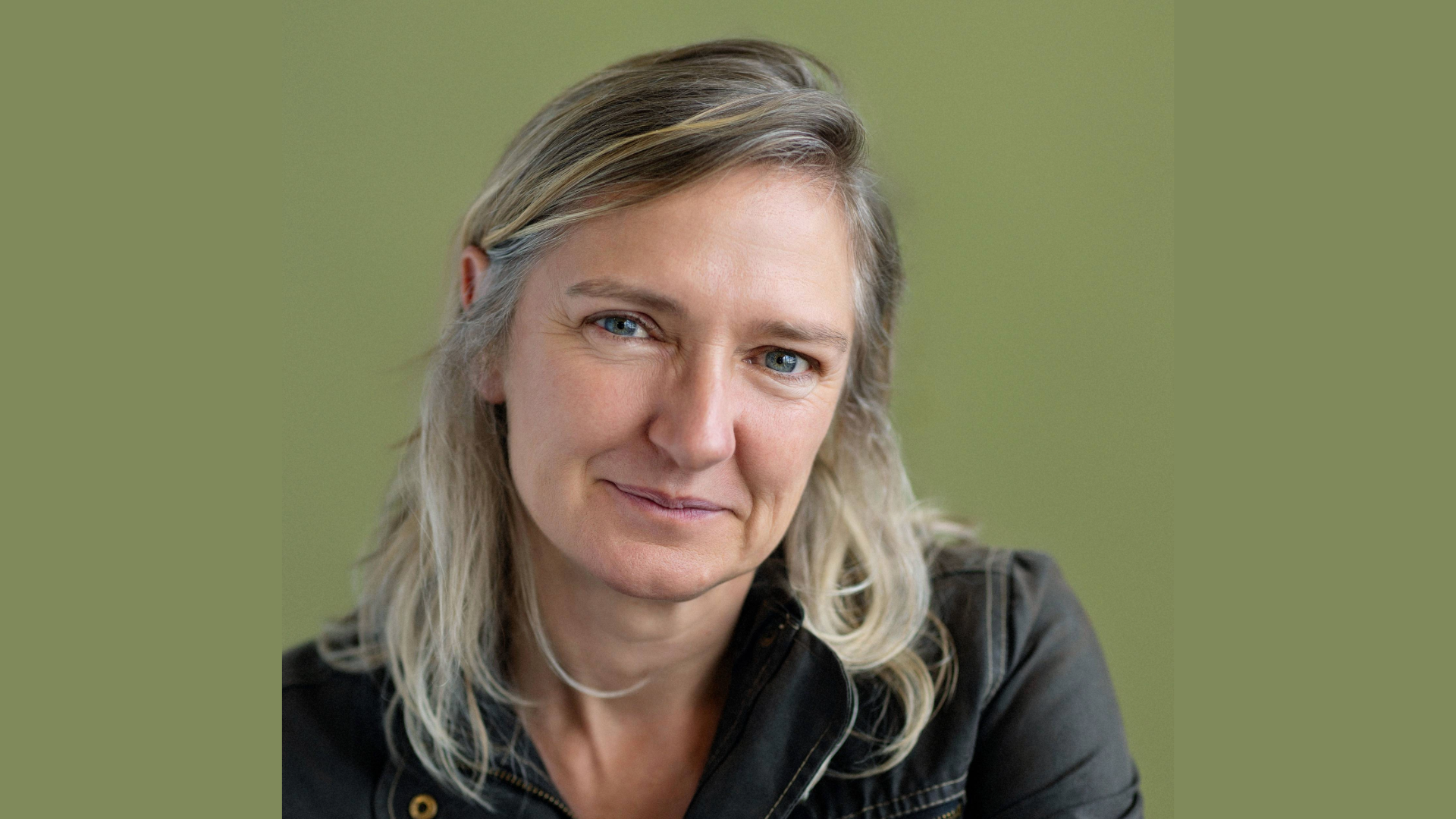 Sarah Knott-headshot
