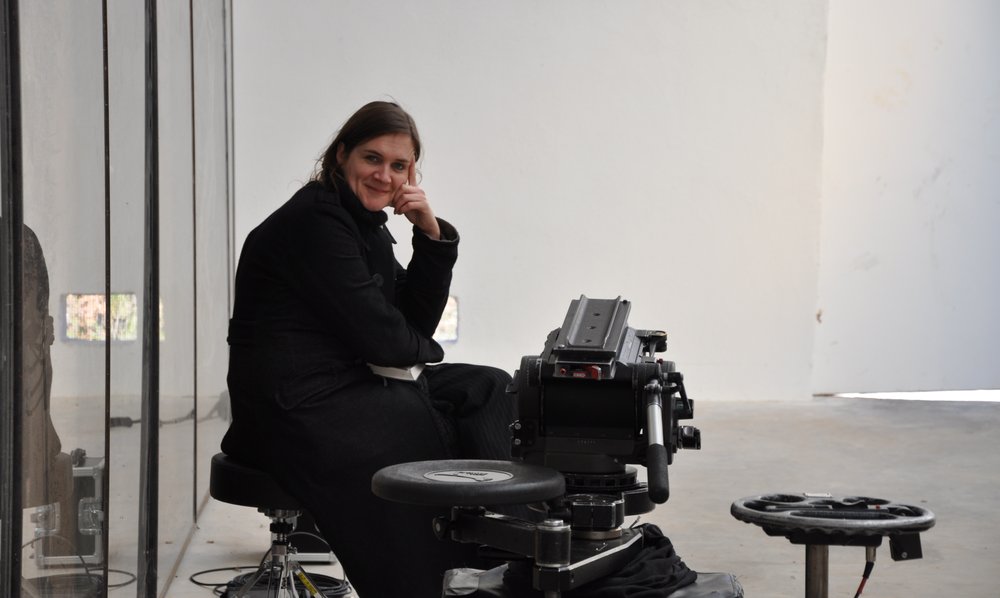 Sophie Fiennes on location1 2008 - photo by Remco Schorr