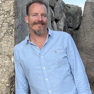 Dr Christoph Bachhuber